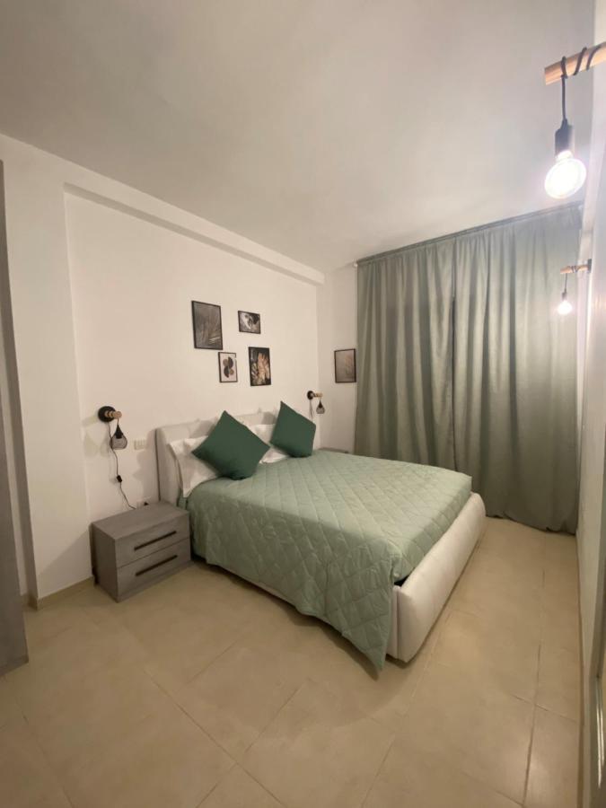 Civico 107 - Apartment With Private Parking Quartu SantʼElena Exterior foto